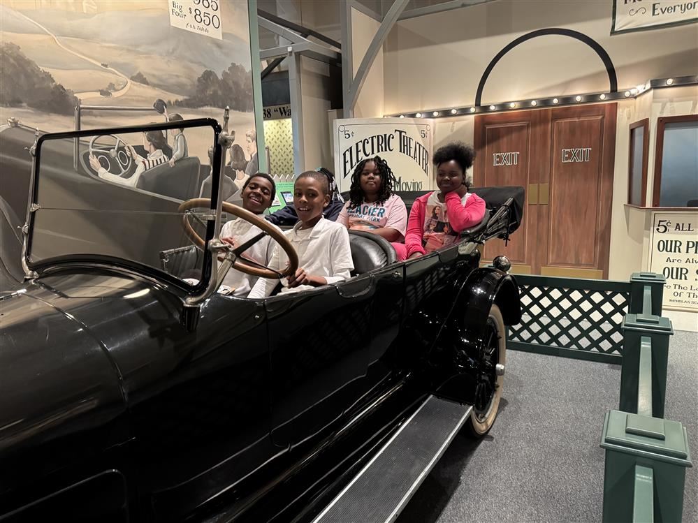 Marquette 5th Graders at the Henry Ford Museum