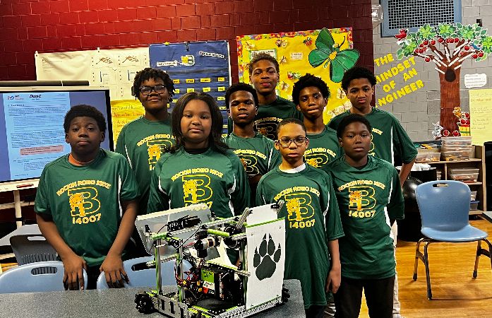  9 Middle school students