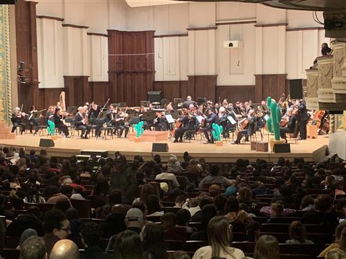 the detroit symphony orchestra on stage