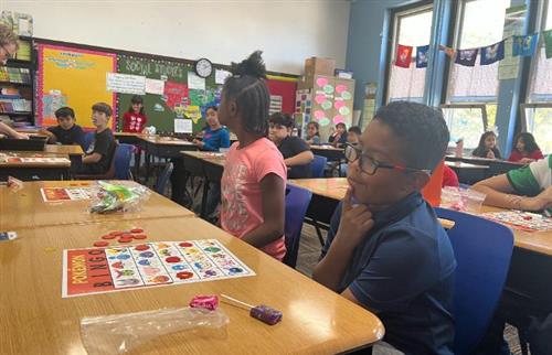 student playing loteria