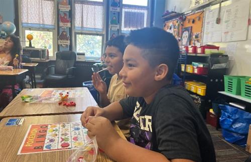 students playing loteria