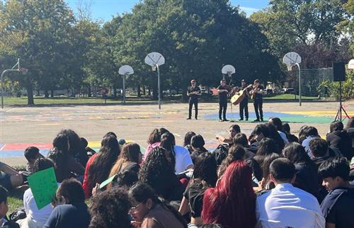 mariachi at tiger campus