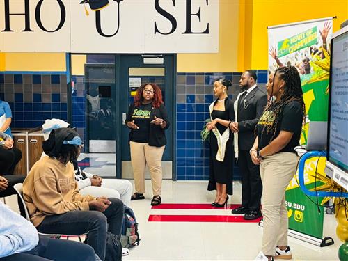  Kentucky State Visits Denby High School