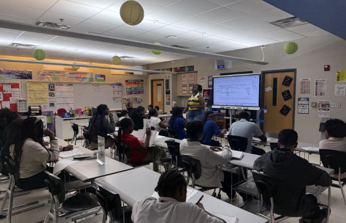  teachers teaching class